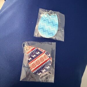 Patterned Teardrop Earrings Set